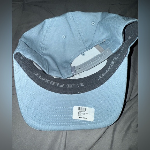 Travis Mathew hat - Picture 3 of 3